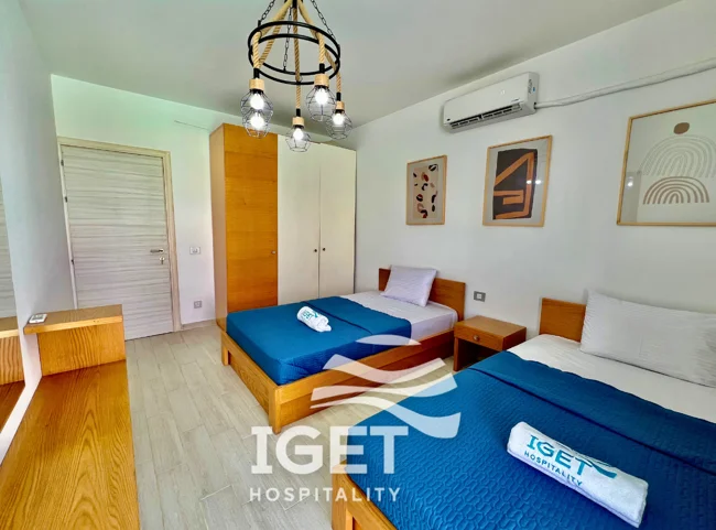 Image of Senior first-floor chalet with a direct lagoon view in Fouka Bay