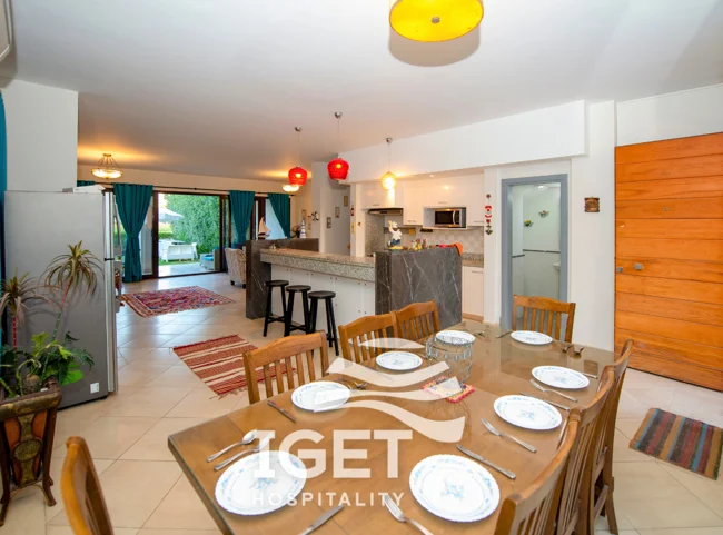 Image of Luxury Family Twin House in Blanca