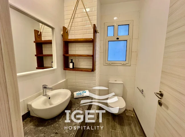Image of ground-floor chalet direct lagoon view in Fouka Bay
