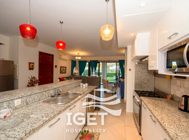 Image of Luxury Family Twin House in Blanca