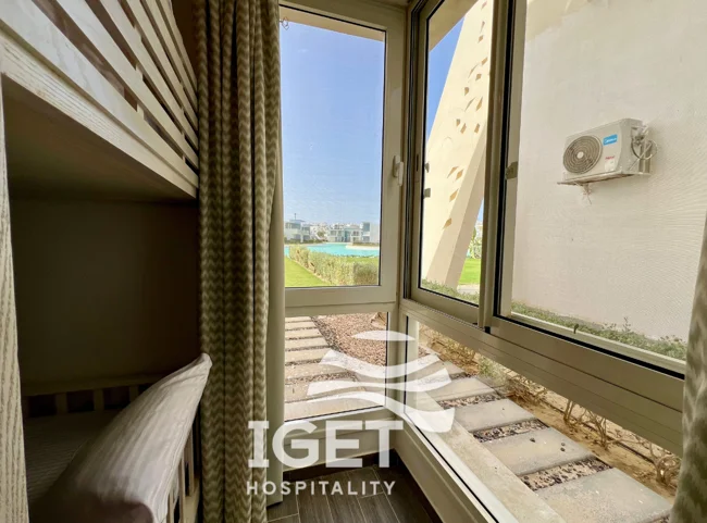 Image of ground-floor chalet direct lagoon view in Fouka Bay