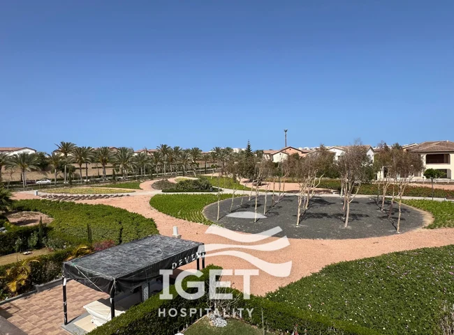 Image of Luxury Family Twin House in Blanca
