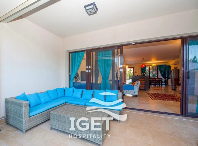 Image of Luxury Family Twin House in Blanca