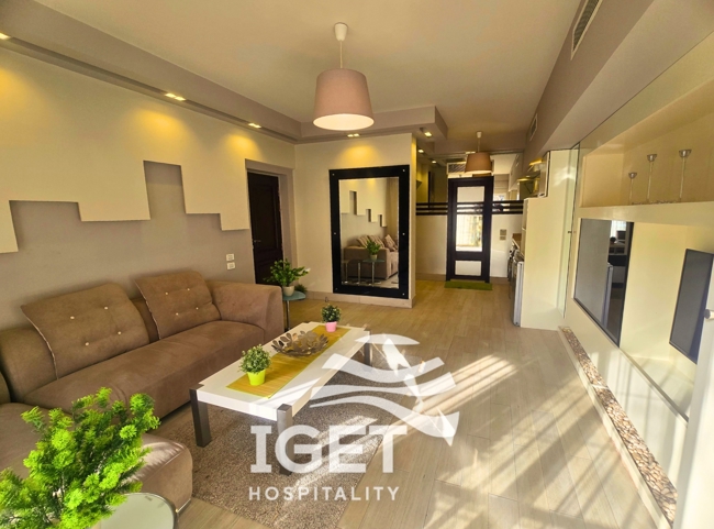 Image of 1BR Studio with Outdoor Dining | Mountain View