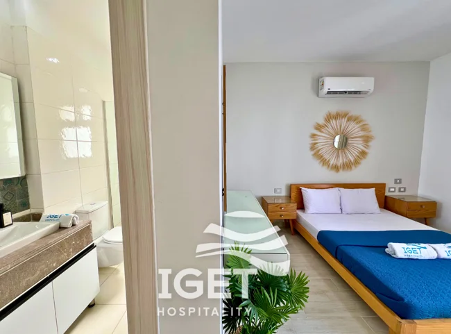 Image of Senior first-floor chalet with a direct lagoon view in Fouka Bay