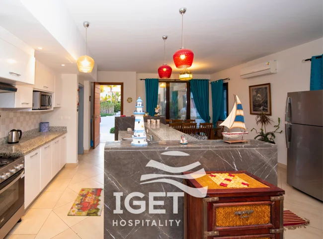 Image of Luxury Family Twin House in Blanca