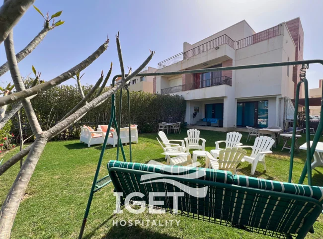 Image of Luxury Family Twin House in Blanca