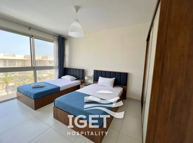 Image of Pool-View Chalet in Marina 1  