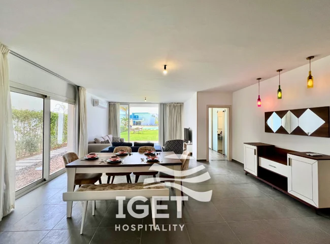 Image of ground-floor chalet direct lagoon view in Fouka Bay