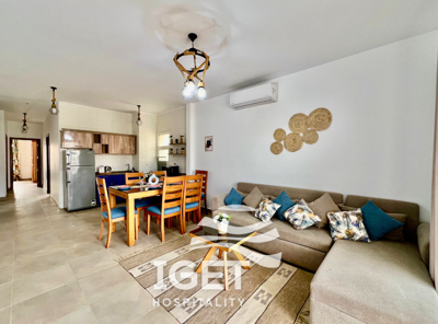 ImageOf Chalet Direct on pool in North Coast