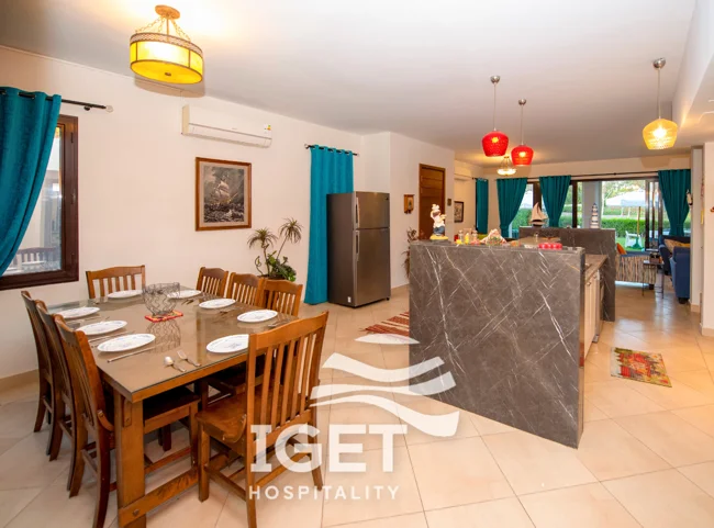 Image of Luxury Family Twin House in Blanca